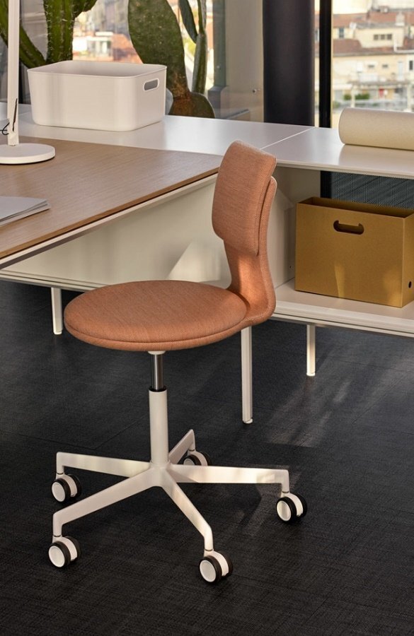 Lapalma Lab S70 Hocker weiss mit Rückenlehne 