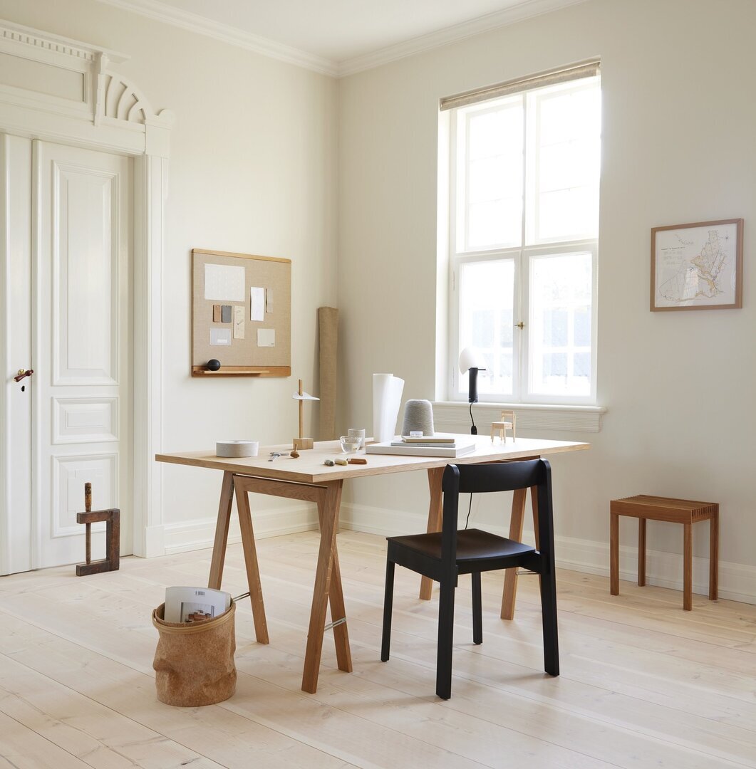 Form & Refine Austere Esstisch