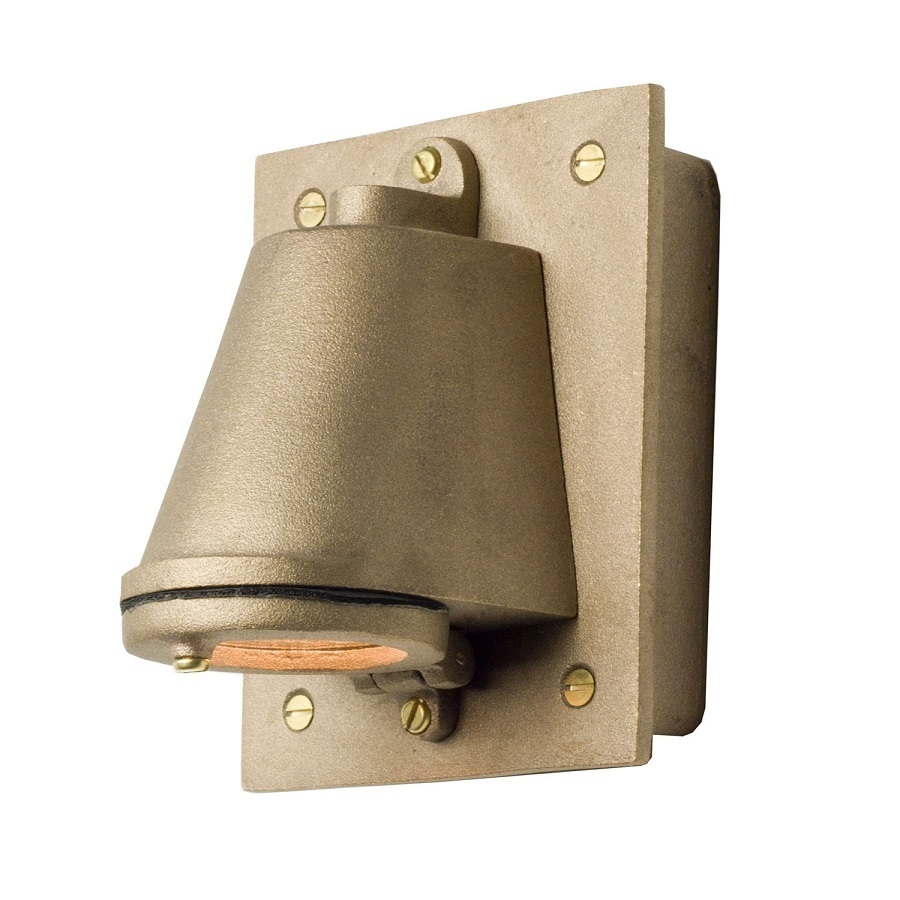 ORIGINAL BTC Mast Light with Cast Transformer Box - Sandblasted Bronze