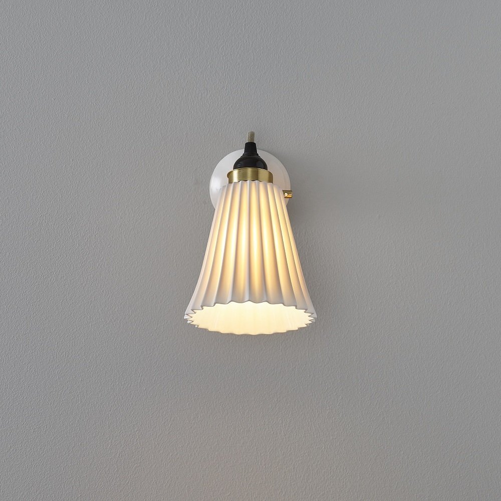 ORIGINAL BTC Hector Medium Pleat Wall Light - Naturweiß