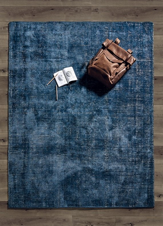 Kuatro West Blue Rug