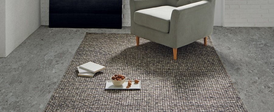Kuatro Noir Rugs