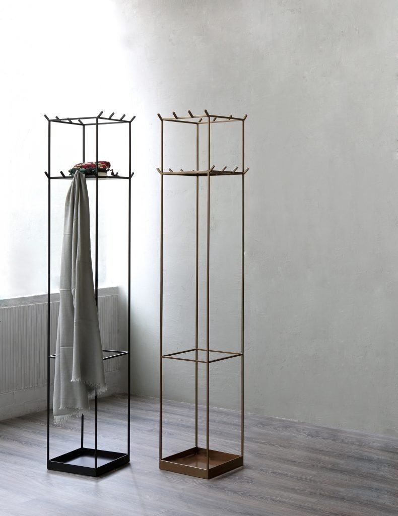 Zeus Slim Irony Clothes-Stand