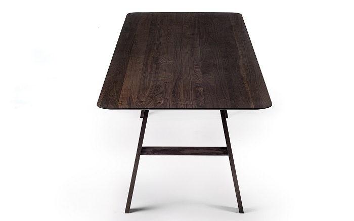 Woak Dining Table Malin-walnut
