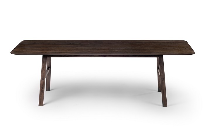 Woak Dining Table Malin-walnut