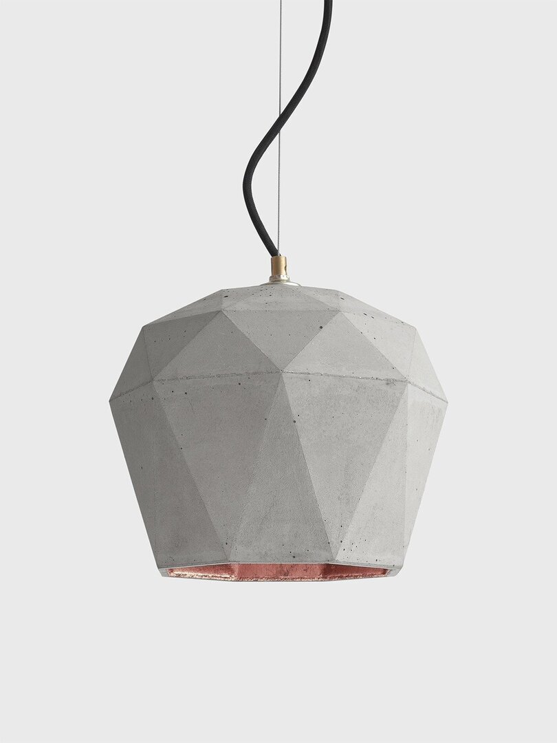 Gantlights T4 - große Hängeleuchte trianguliert - Heller Beton - Schwarz - Kupfer