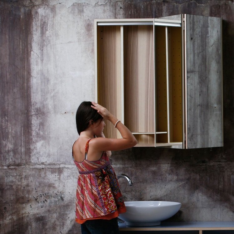 Mint Mirror Storage