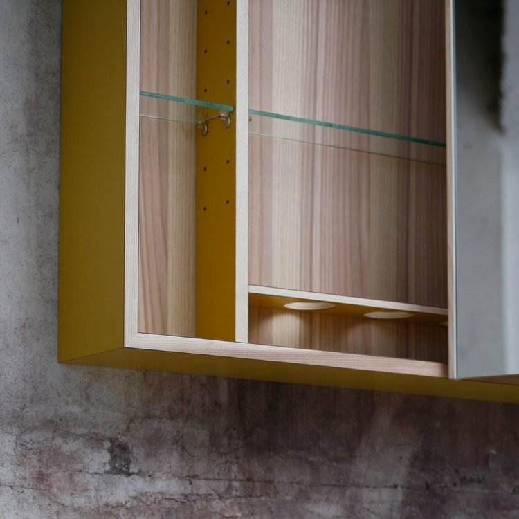 Mint Mirror Storage