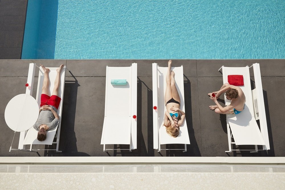 Extremis Sol+Luna Australis Outdoor Lounge Bed With Backrest