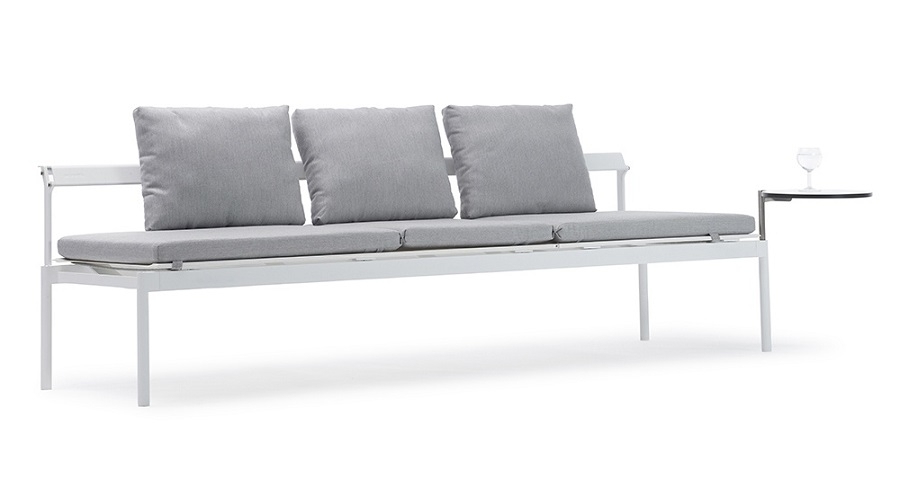 Extremis Tapa Table
