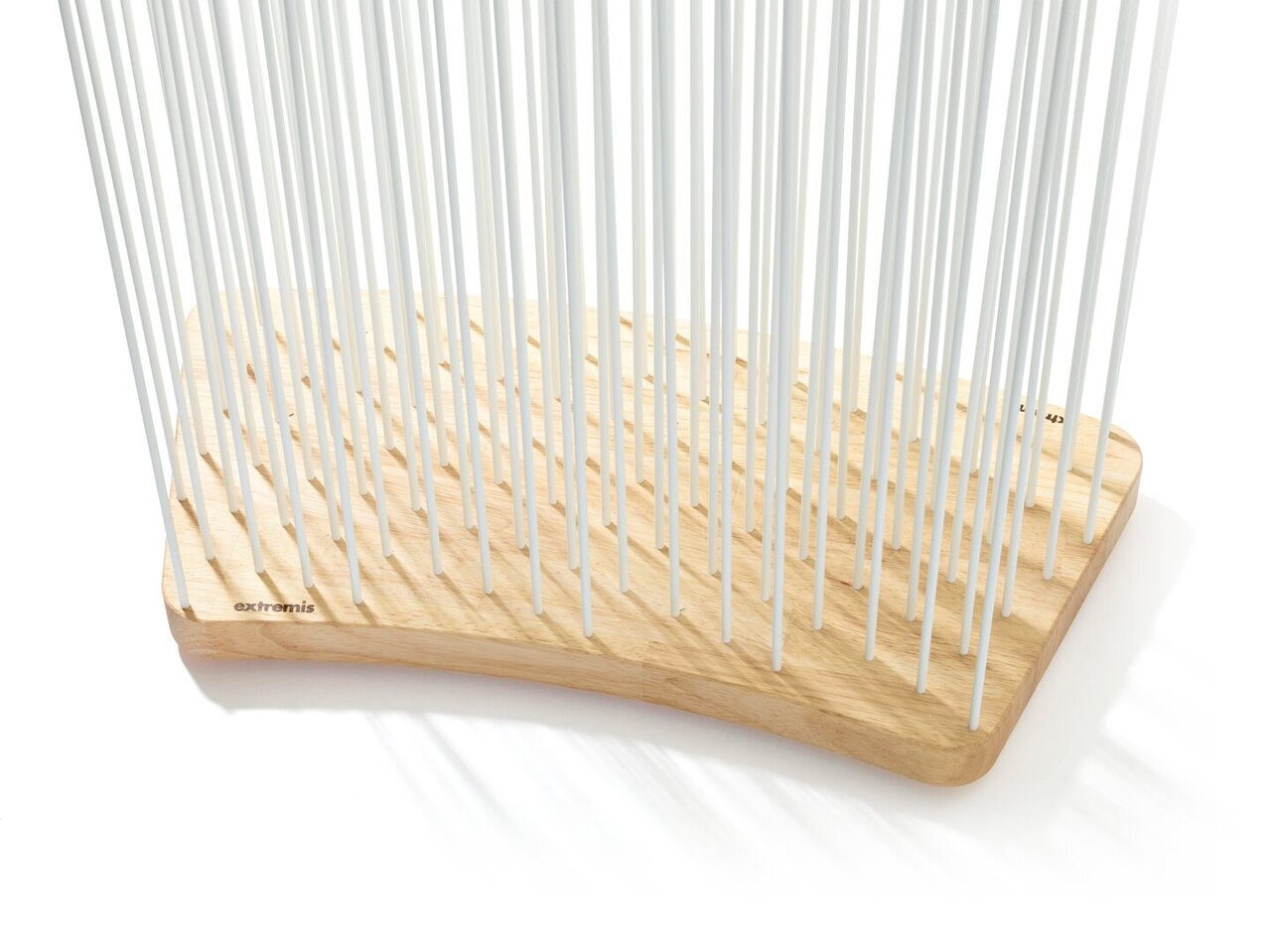 Extremis Sticks Raumteiler - Sockel stark gebogen
