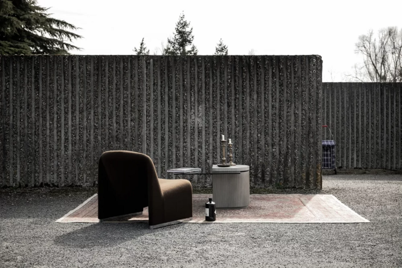 Lyon Beton Strut the pill - Couchtisch