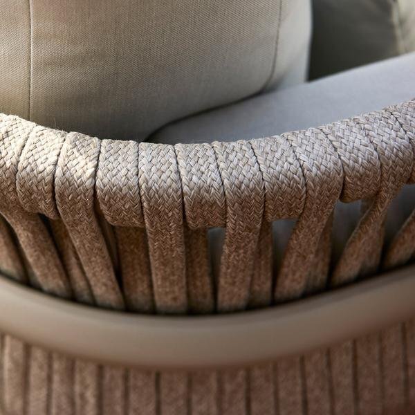 Mindo 106 Outdoor 2.5 Seater Sofa