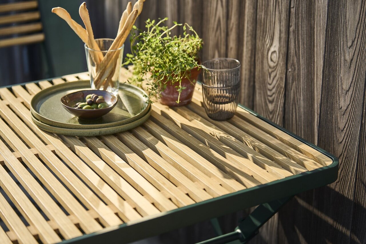 Mindo 121 Foldable Table 75x75cm - Klapptisch - Bamboo - Dark Green