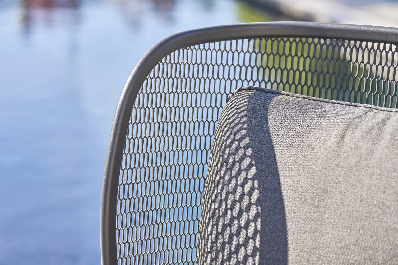Mindo 118 High back Lounge chair - Loungesessel - Dark Grey - Sooty