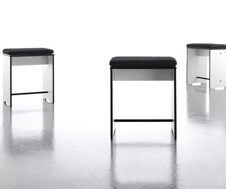 Conmoto Riva Hocker & Beistelltisch