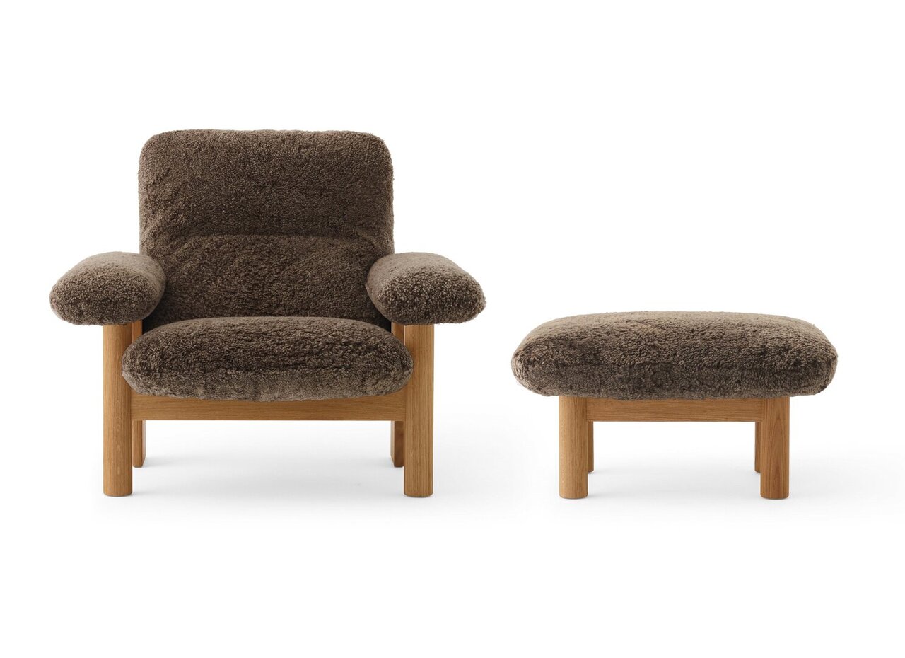Audo Copenhagen Copenhagen Brasilia Ottoman - Hocker-Eiche dunkel gebeizt-Schafsfell, Wurzel