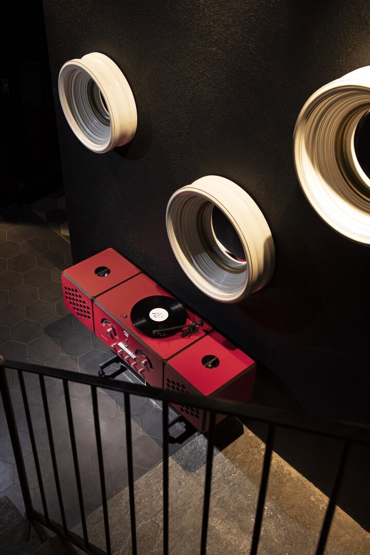 Brionvega radiofonografo rot - Soundsystem