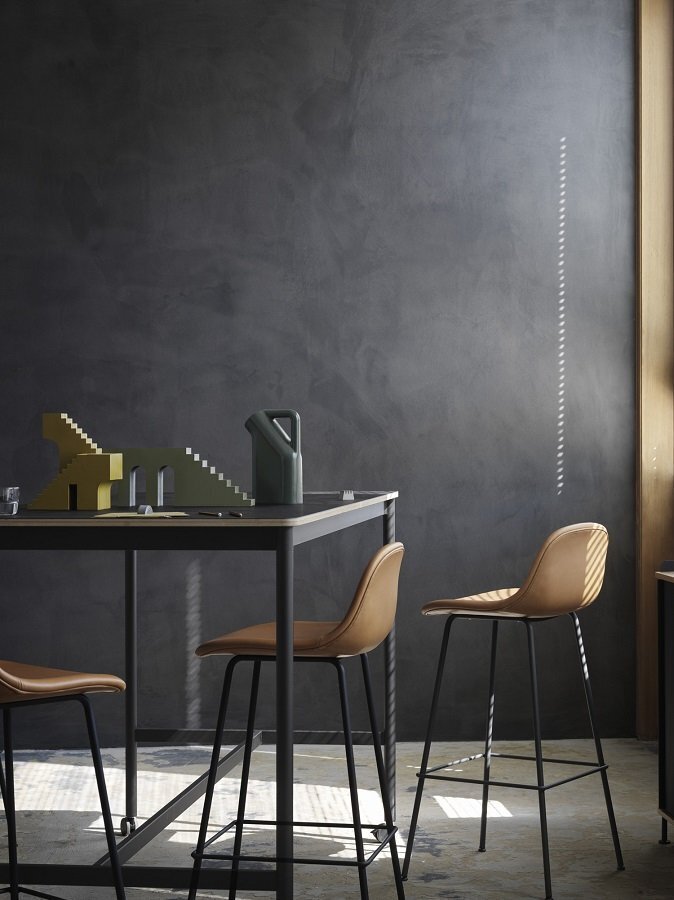 Muuto Base High Table With Castor