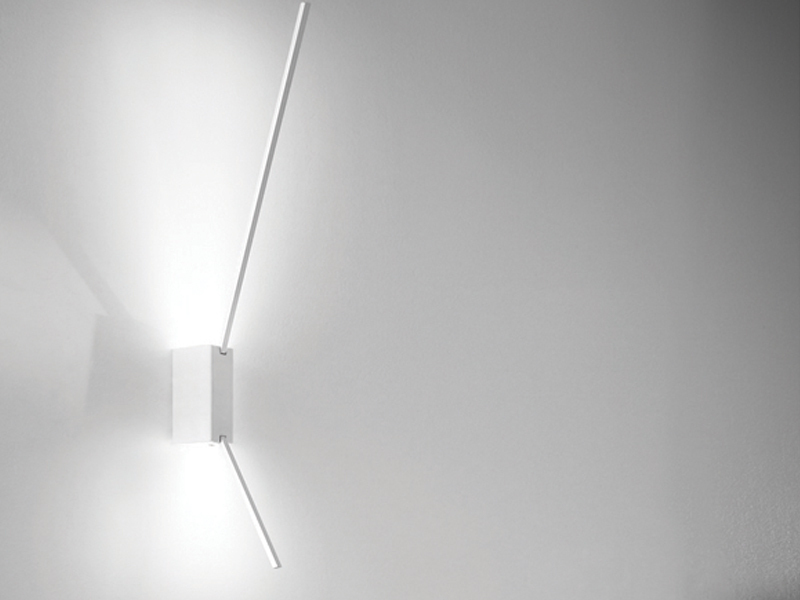 Icone Minitallux Spillo 2.80 Wand- oder Deckenleuchte, 80 cm Arm & 40 cm Arm