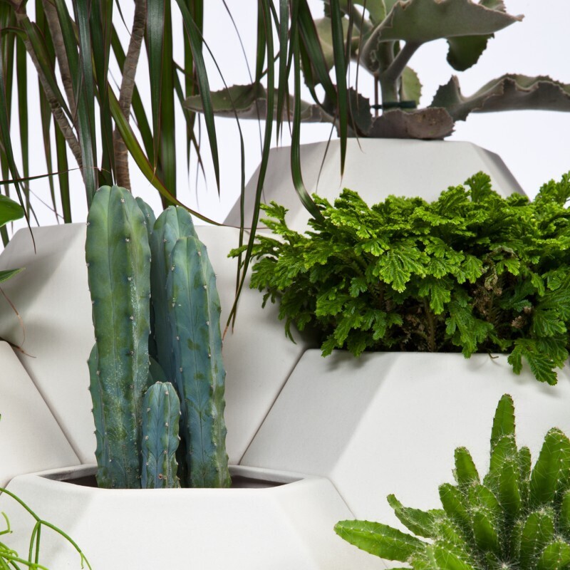 Pott Flame 14 Plant Container