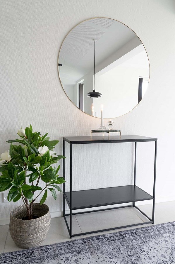 House N Vita Console Table - Black