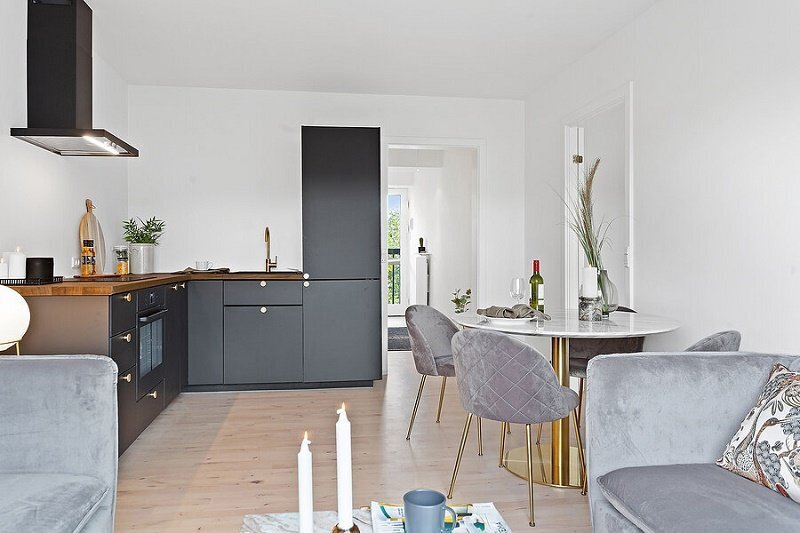 House N Bolzano Dining Table