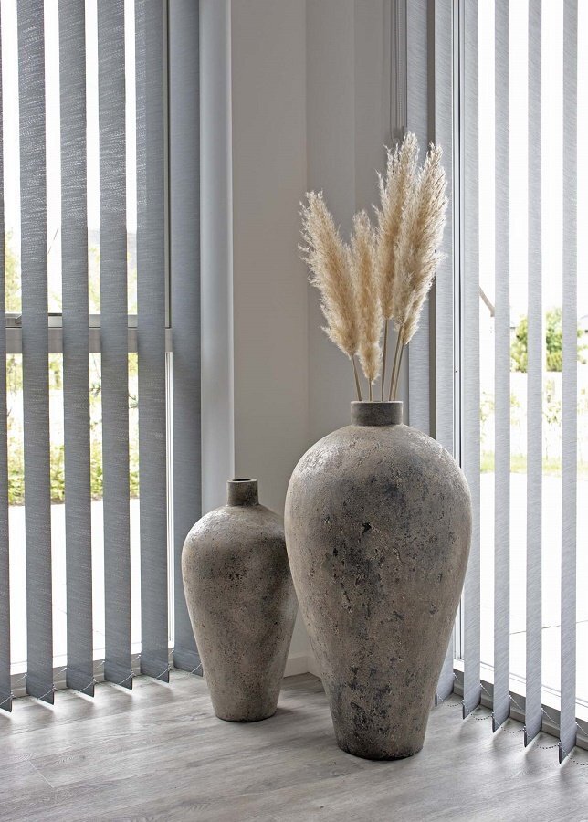 House N Corvo Terracotta Pot