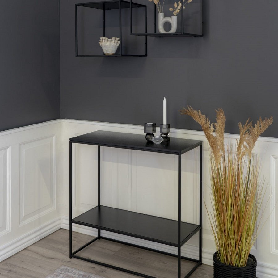 House N Sorghum Grass