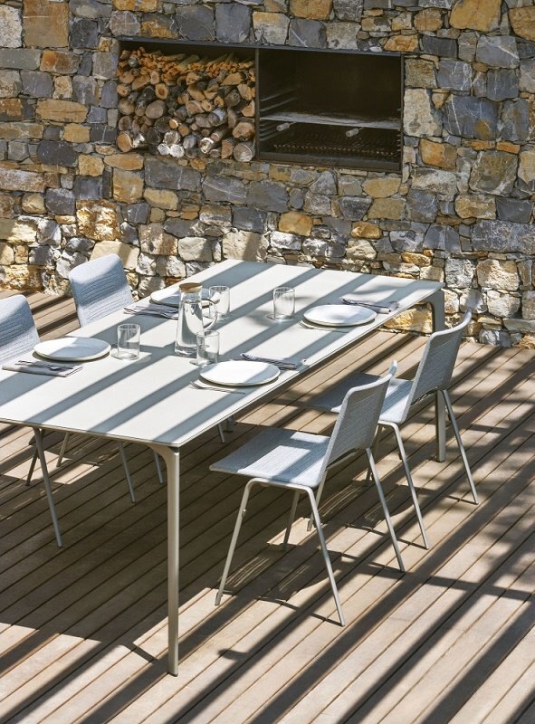 Fast AllSize Tisch mit Platte aus Feinsteinzug, Hazel 