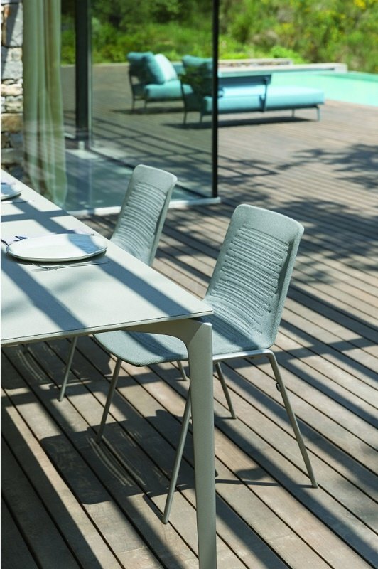 Fast AllSize Tisch mit Platte aus Feinsteinzug, Hazel 