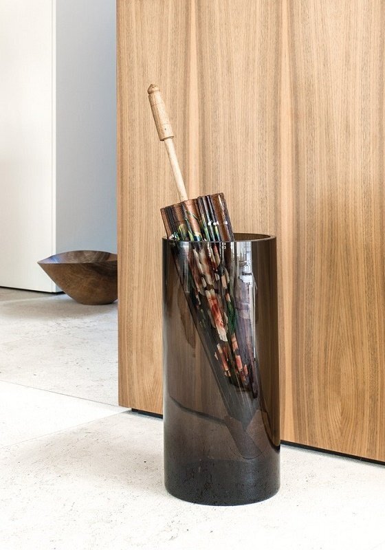 Schönbuch 0510. Schirmständer und Vase