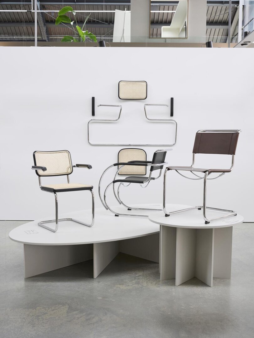 Thonet S 533 LF | Freischwinger mit Armlehnen