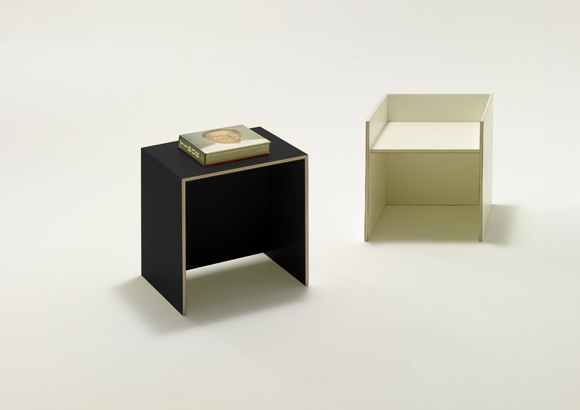 Performa Stool