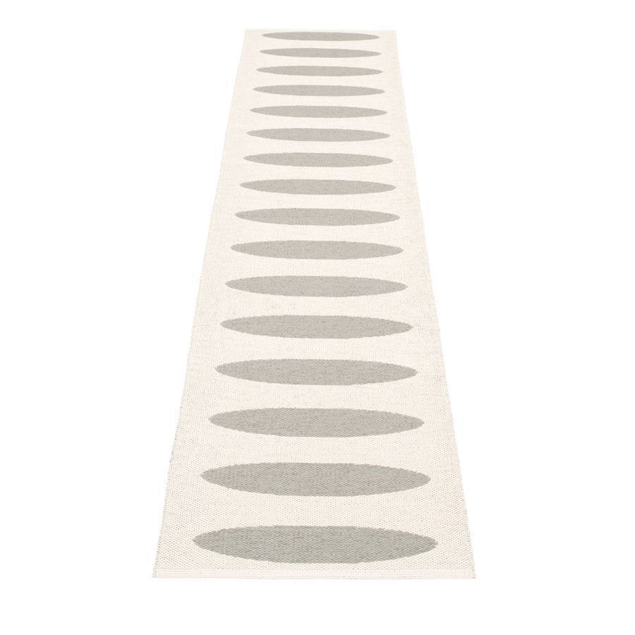 Pappelina Ella - Warm Grey · Vanilla - 70 x 300 cm