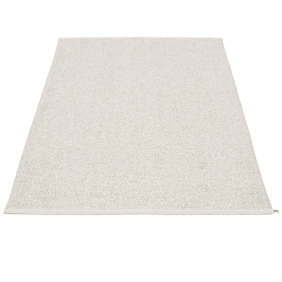 Pappelina Svea - Stone Metallic · Fossil Grey - 180 x 260 cm