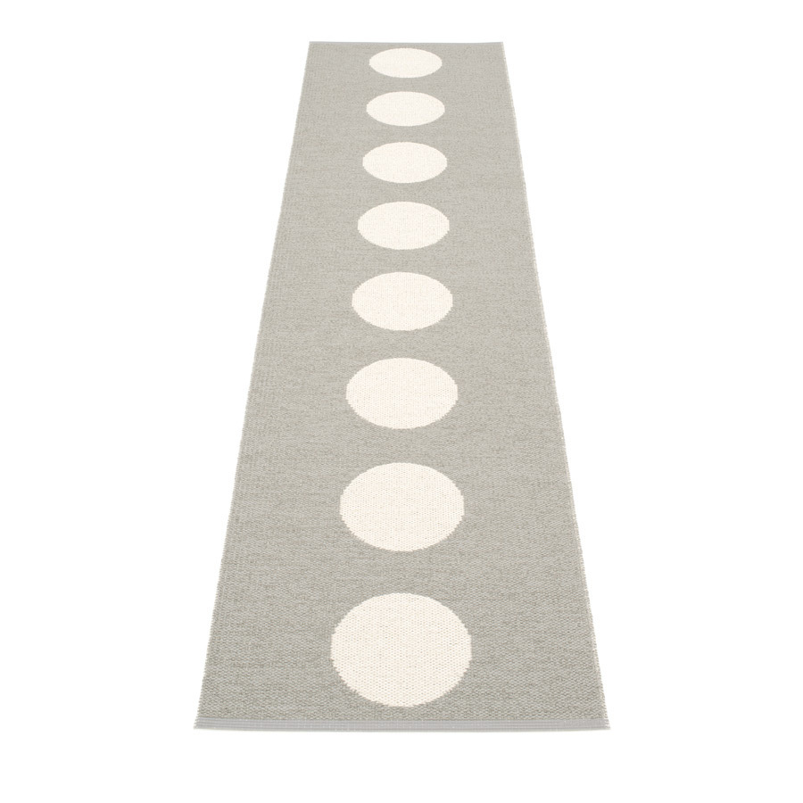 Pappelina Vera - Warm Grey · Vanilla - 70 x 300 cm
