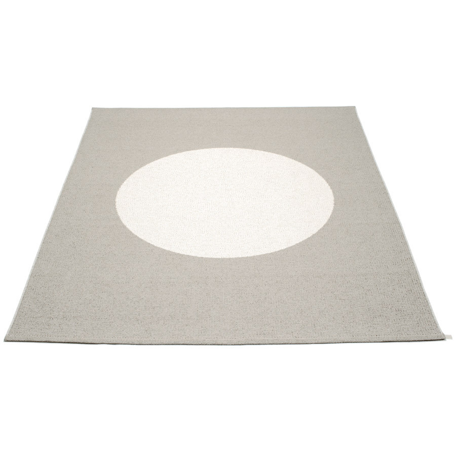 Pappelina Vera - Warm Grey · Vanilla - 180 x 230 cm