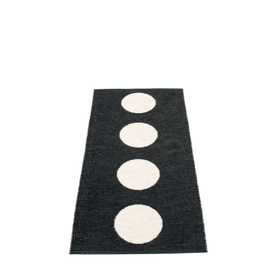 Pappelina Vera -  Black · Vanilla - 70 x 150 cm