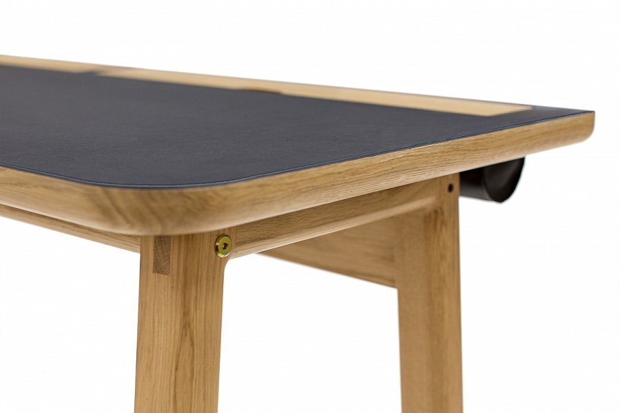 Morana Kota Desk