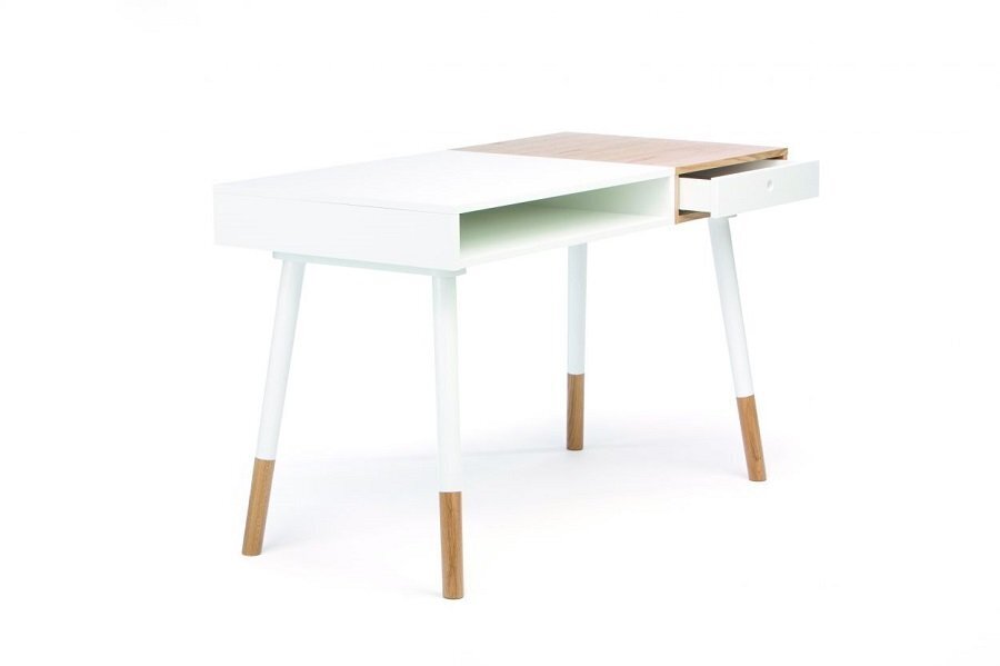 Morana Sonnenblick Desk