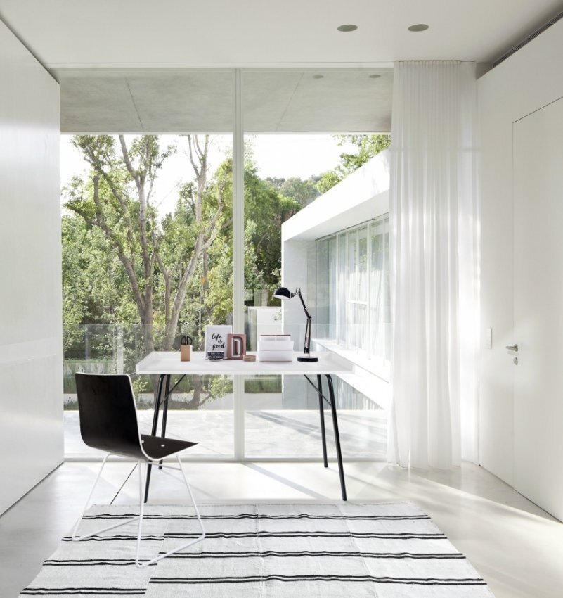 Morana  Rayburn Desk White