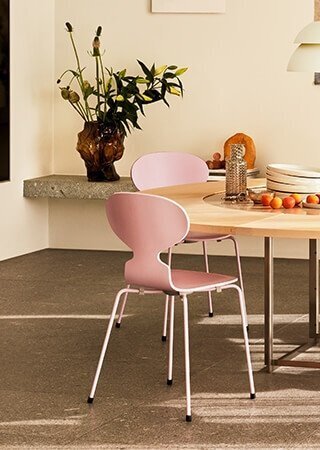 Fritz Hansen Die Ameise™ 3101 Gefärbter Esche