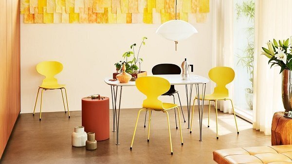 Fritz Hansen Die Ameise™ 3101 Gefärbter Esche