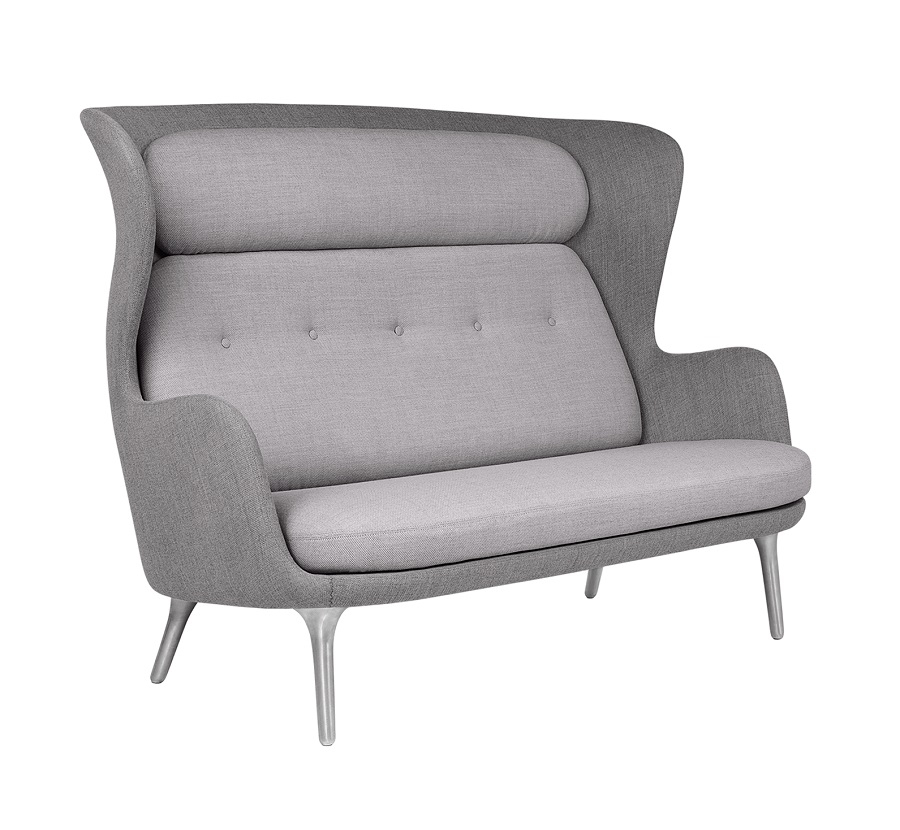 Fritz Hansen RO Sofa JH110 2 Sitzer Sofa Aluminium Beine - Warmes grau, Stoff Schale: Fiord 351 / Stoff Kissen: Fiord 251