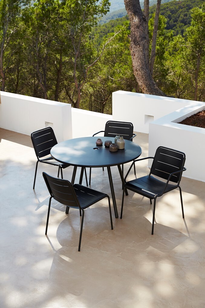Cane-Line Area Tisch dia. 110 cm 