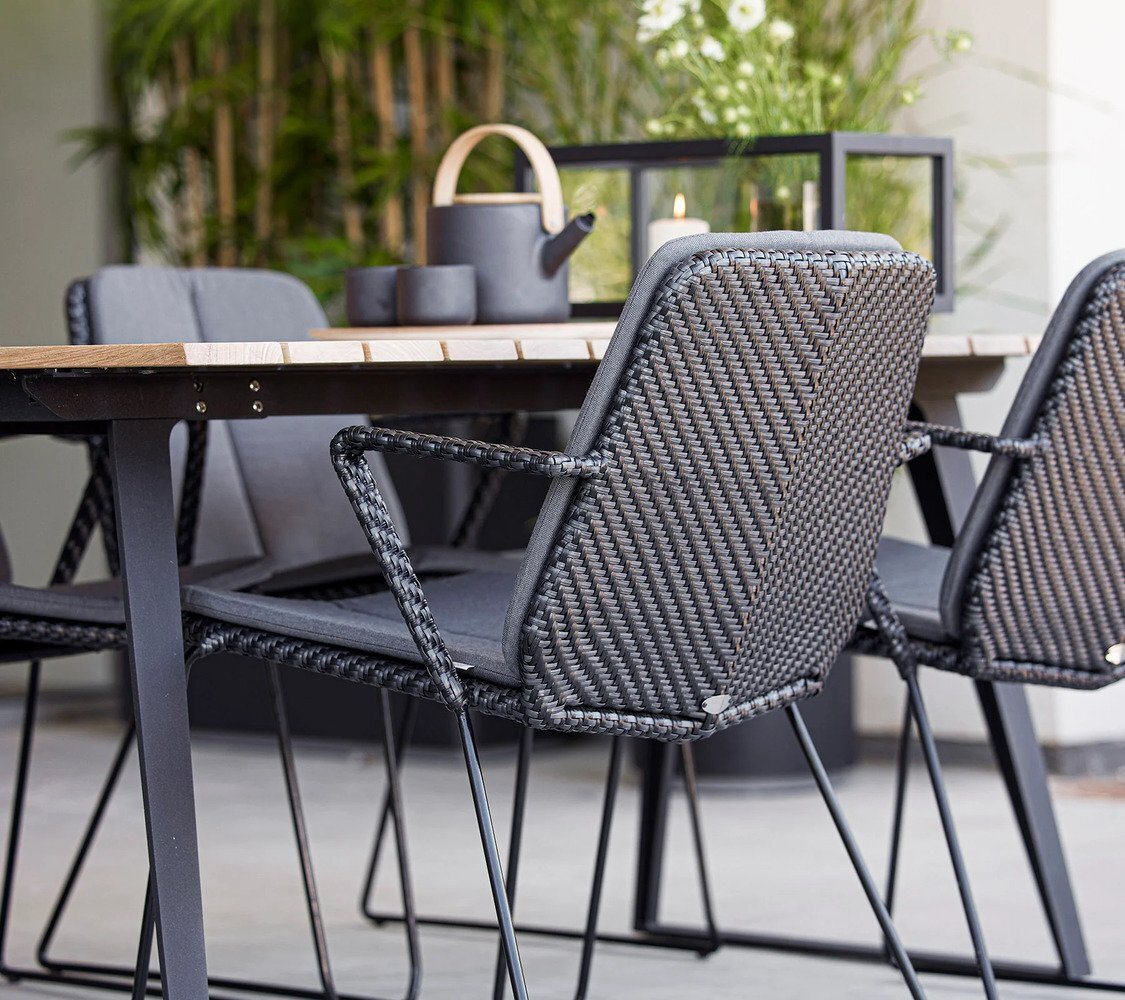 Cane-Line Vision Armchair Stackable (5403)