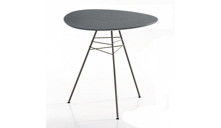 Arper, Arper Leaf dreieckig H74 Gartentisch 