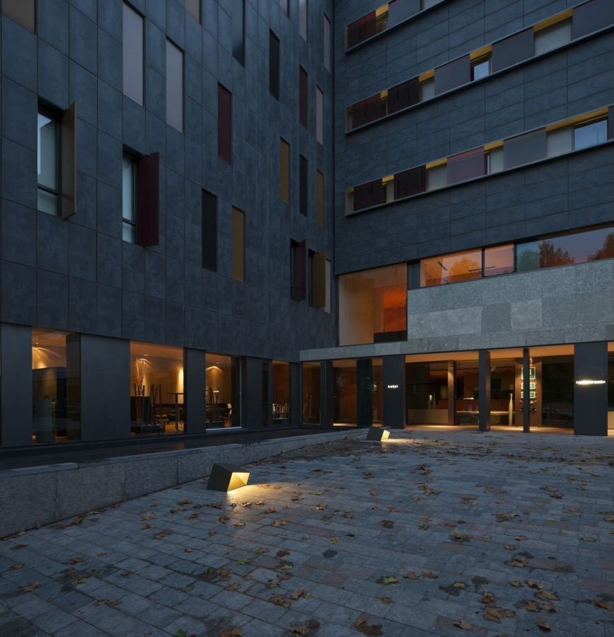 Vibia Break - Aussenstehleuchte-4108