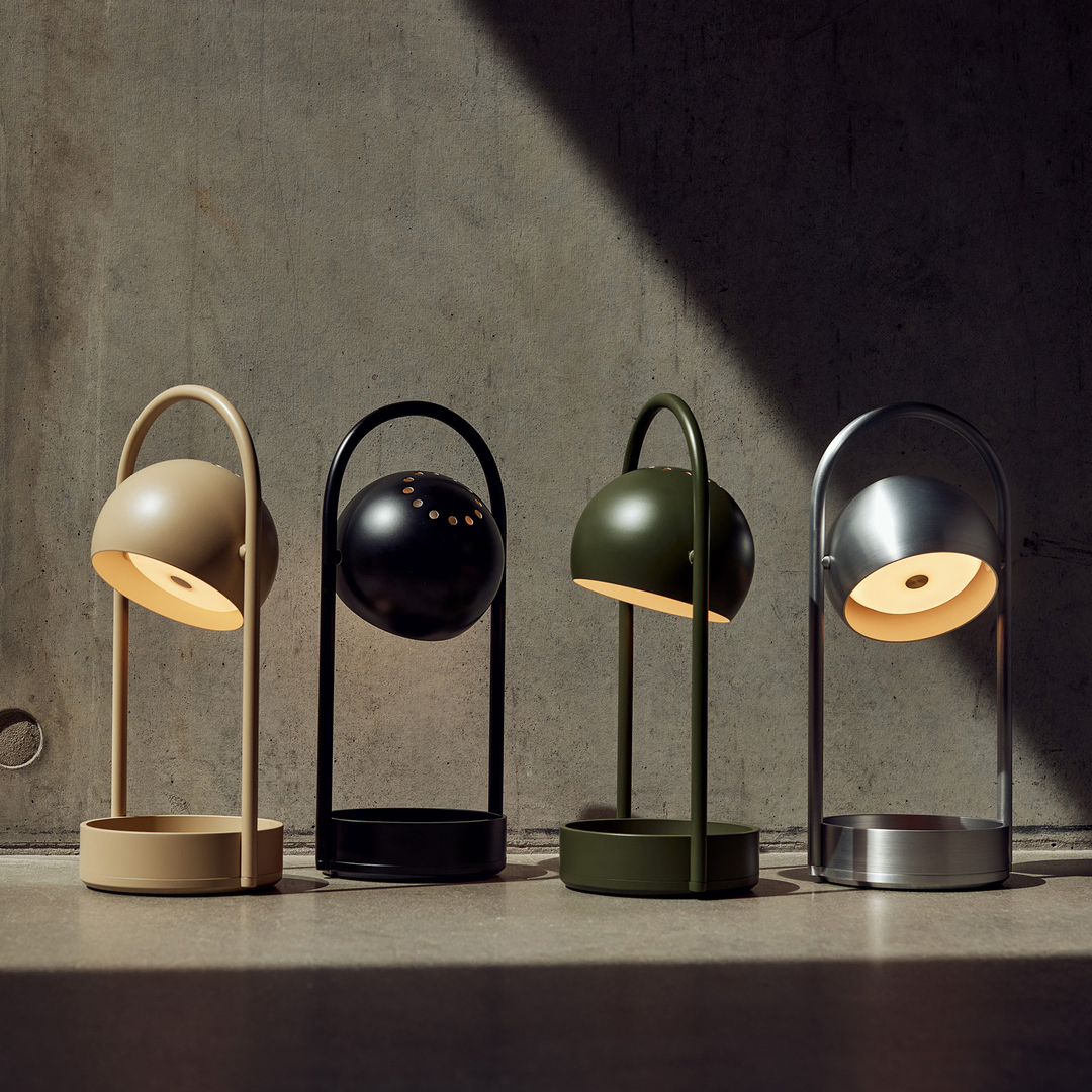 Frandsen Ball Tragbare Tischlampe von Frandsen